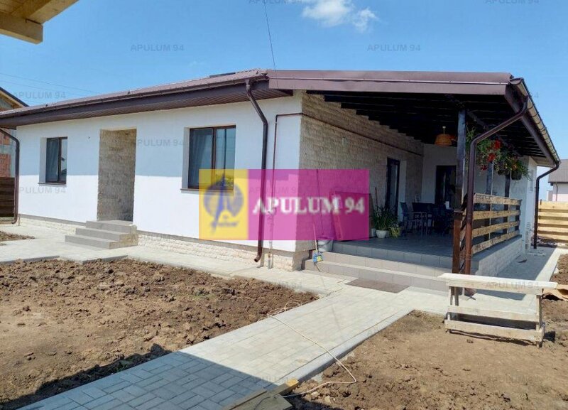 Casa noua parter 136 mp, curte 500 mp, Sabareni